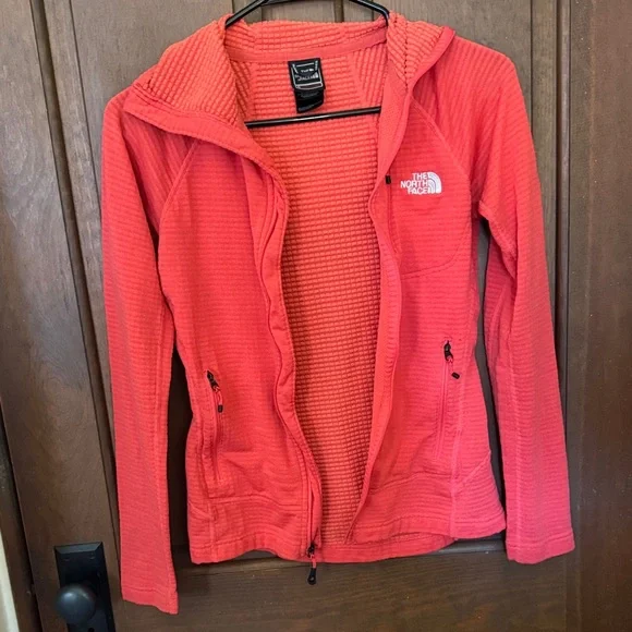 The North Face Women's Vibrant Red Ski Jacket - Picture 1 of 5